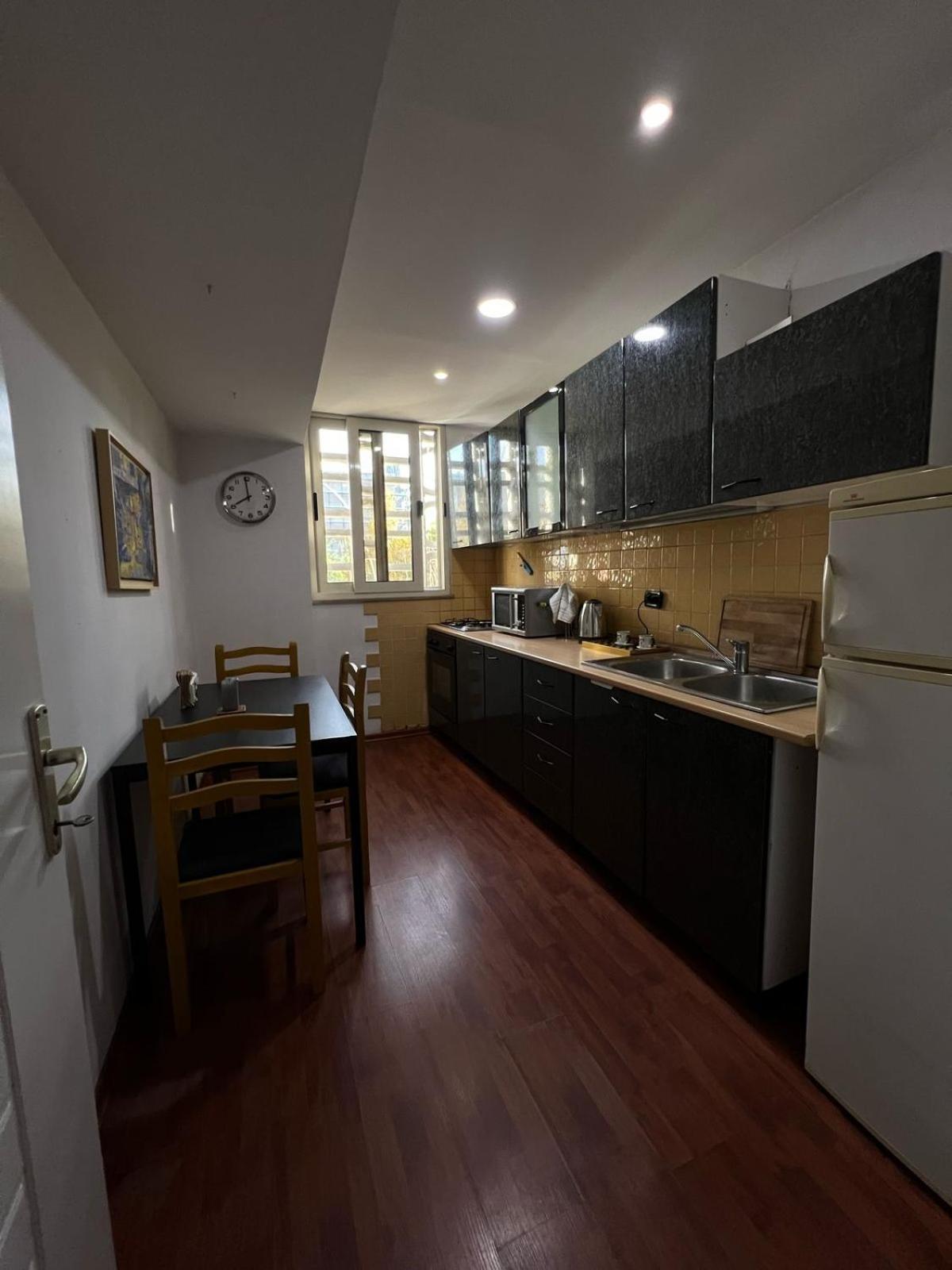 Hoja Apartments Tiranë Ngoại thất bức ảnh